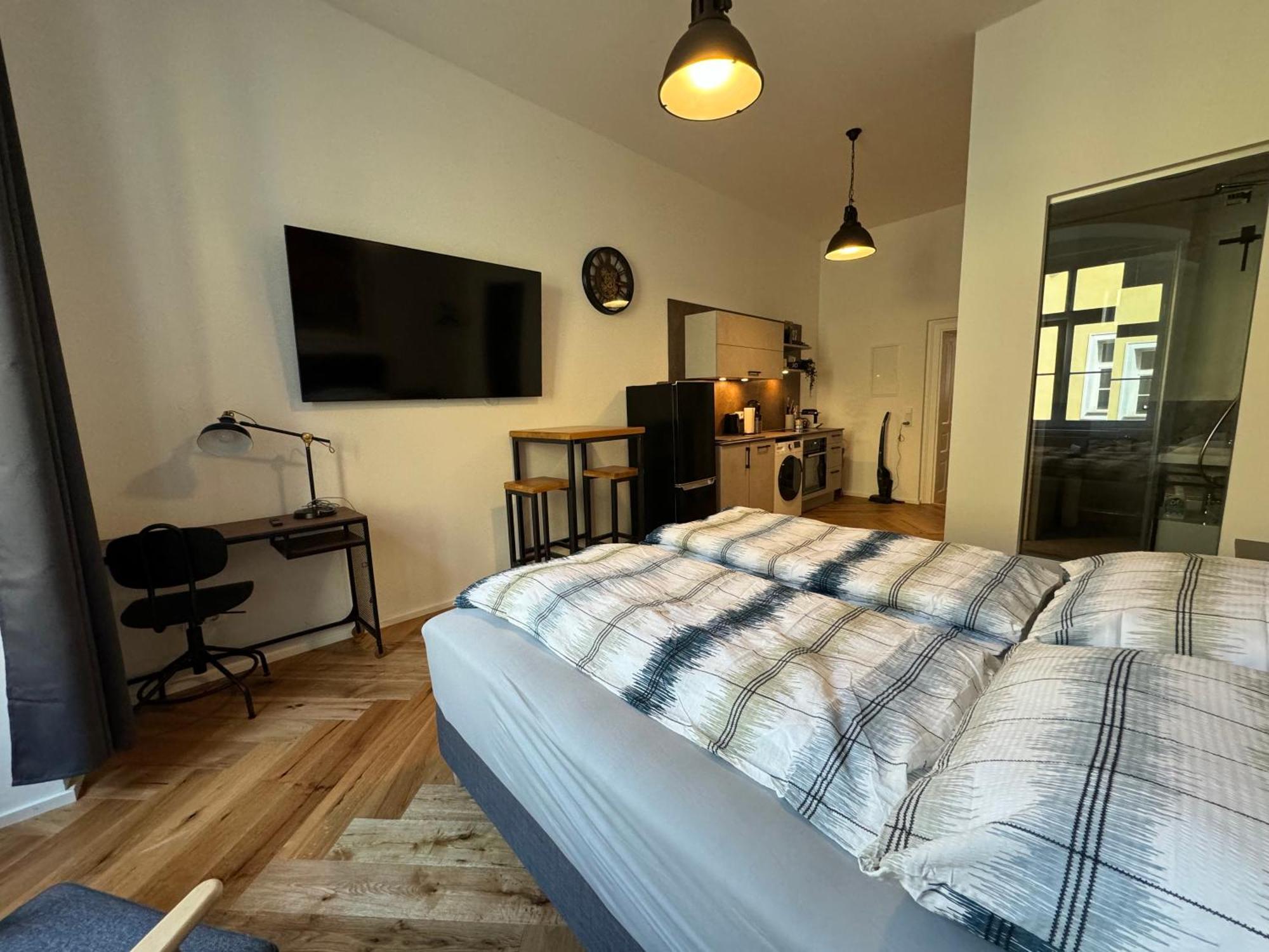 Industrial Schlossberg Apartment Linz